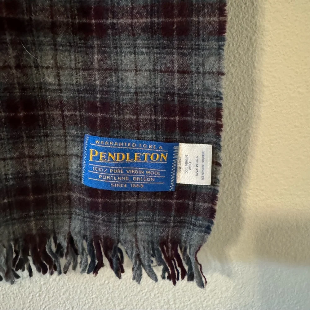 Pendleton 100% Pure Virgin Wool Tartan Plaid Blue Purple Scarf-One Size
